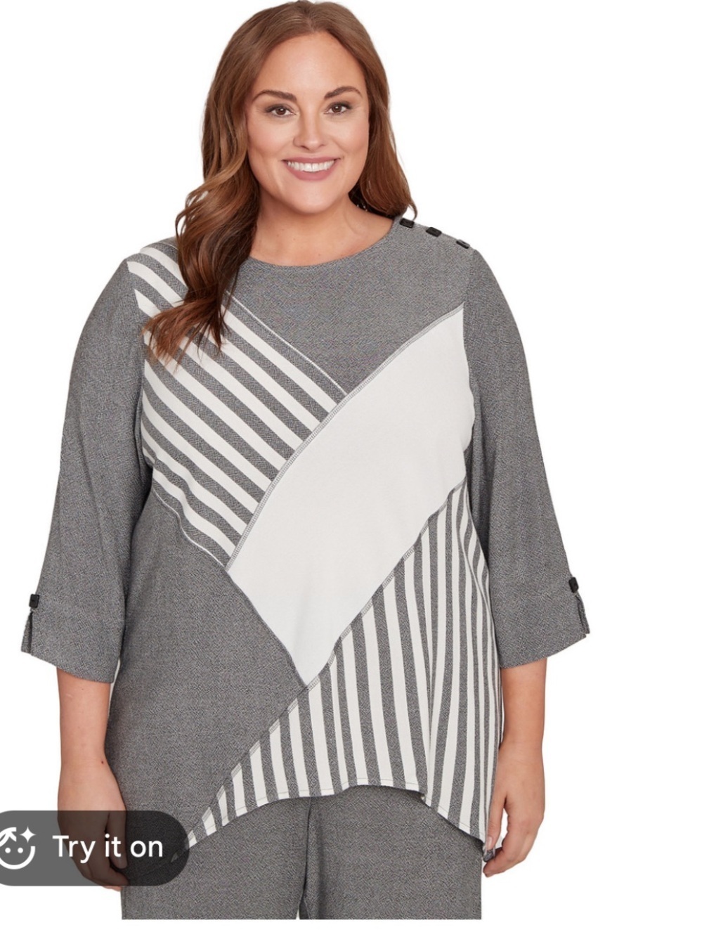 Alfred Dunner Black & White Woven Label Blouse